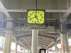 ［16:42］～小山駅からスタート

羽田空港国際線・深夜［02:00］が出発時間

※ いつものように時間を持て余す…