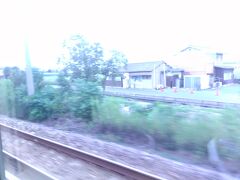 備前西市駅付近を快走。