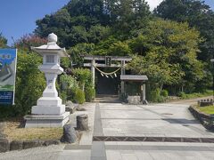 飛鳥寺から徒歩3分くらいの場所にあります、飛鳥坐神社。
