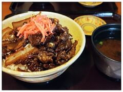 豚捨
牛丼1,200円