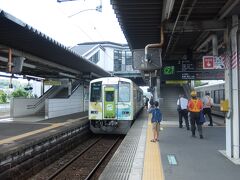 京都南部の加茂駅にいます。関西本線の1両編成ディーゼルカーにしばし揺られます。
加茂10:40>>関西本線亀山行き>>伊賀上野11:16