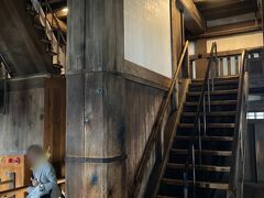 2本の大柱が姫路城を支えており
こちらの西の心柱と