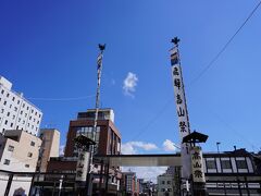 2日目は高山にやってきました。
下呂駅から高山駅まで特急列車で一時間ほど。
車がなくても観光できるのがありがたいです。