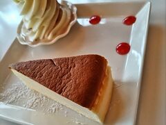 ケーキセット

チーズケーキ＆ミックスソフト＆紅茶