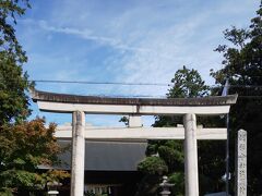 浅間神社。

鳥居がとてもおおきかった！！