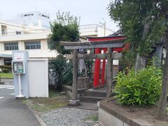 北茅ケ崎駅となりの三嶋神社。