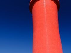 赤羽根西海岸にある赤い灯台。