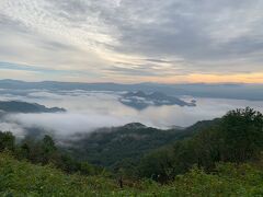 朝起きたら雲海が見えました。
しばらくの間見ていました。
