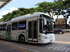 高鉄左営駅からバスで移動

高雄のバスは可愛い車両が多かったです