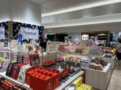 いろんなお土産があるので、ここに来れば長崎のお土産は何でも揃いそうです。