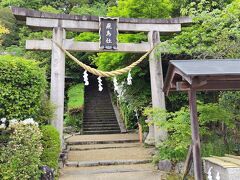 次は飛鳥寺に向かいました。

で、間違って行ってしまった飛鳥坐神社。（飛鳥寺は目と鼻の先）