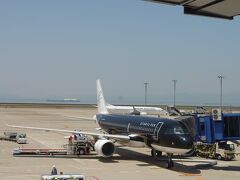 福岡空港から中部国際空港へと向かいます。

中部国際空港にて現地の添乗員さんと合流です。ツアーバスに乗り込みます。