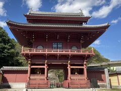 ニ荒山神社から歩いて慈光寺へ。
赤門が立派。