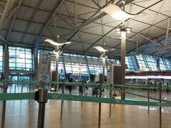 仁川国際空港
やっと仁川空港に到着　
チェックインまで時間があるので、空港内を見て時間を潰します。