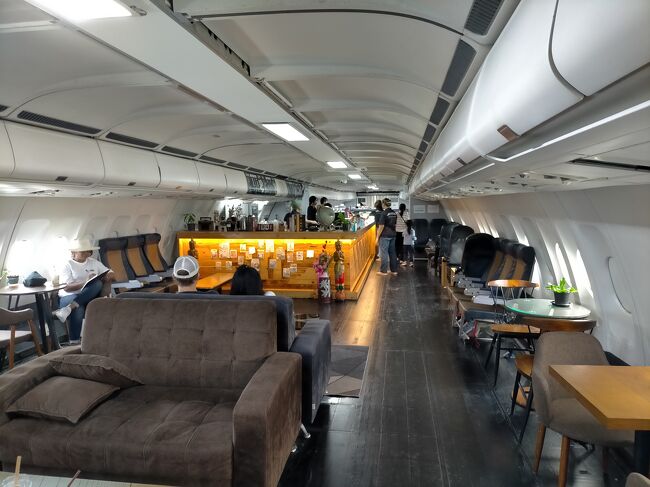 場所によってはソファーもおかれていてリラックスできる。<br />