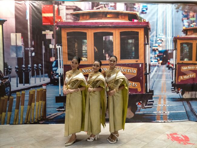 コンパニオンのお姉さんたち