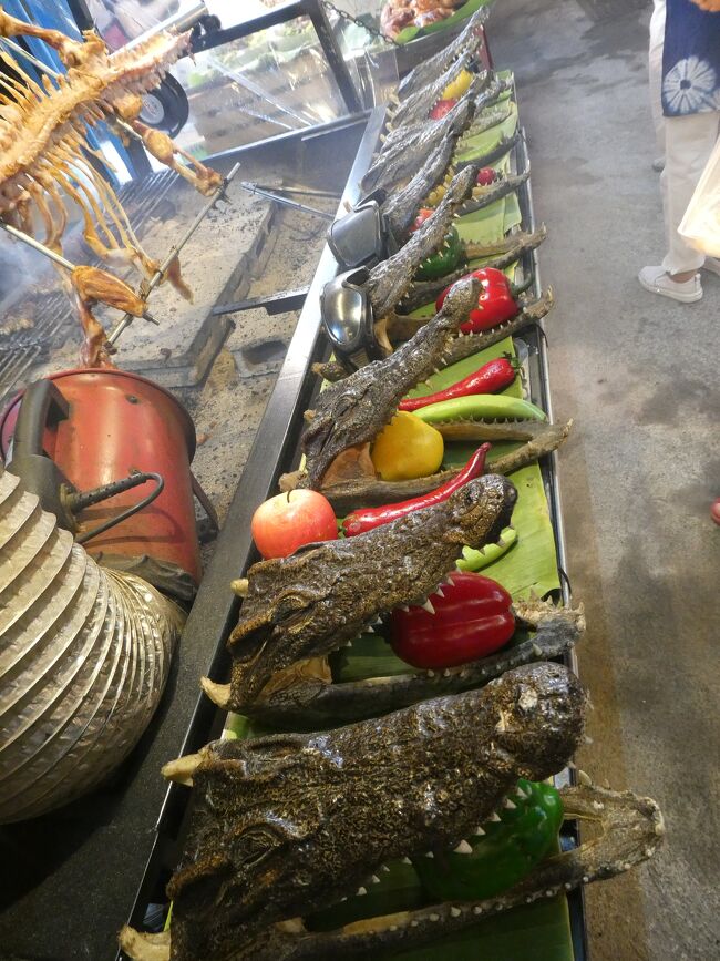 う～！　ワニの頭！<br />さすがにグロイ～