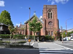 　神社さんのお隣には明治31年に建てられ
　京都市の登録有形文化財にも指定されている「聖アグネス教会」

　　　
　　　ほんまのほんまに^^; これにて朝活終了
　　　この後、何もなかったかのような顔して職場に向かいました