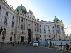 ホーフブルク王宮
Neue Burg - Teil der Wiener Hofburg