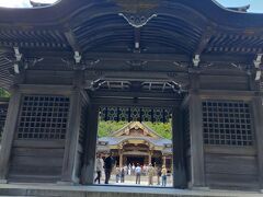 弥彦神社奥宮 御神廟