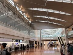 さてまずは福岡空港に向かいます。