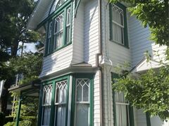 建物の周りを一回りしました