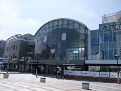 高松駅到着です。
１２時３３分着。直島駅行きフェリーは１２時４０分発
駅からフェリー乗り場まではダッシュです。