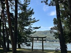 天橋立神社の鳥居。昔は海から参拝してたそうです。