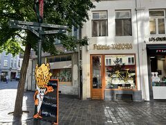 昨日並びまくってたフリッツ屋さん。ここも開店したら来なきゃ。