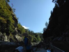 水面から見る天竜峡大橋（空散歩）
