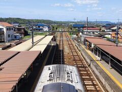 粟生駅です。神戸電鉄から北条鉄道に乗換えて北条町駅をめざします。