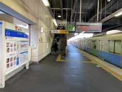 池袋駅からわずか1駅。
椎名町駅で下車。