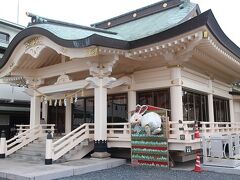 次にレンタカーで岡山神社へ行き、参拝後に