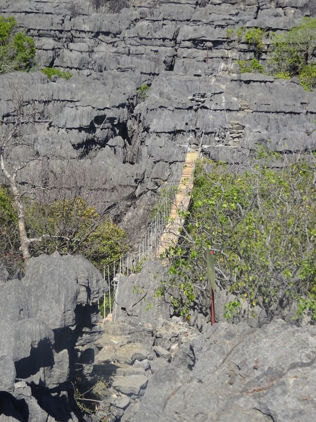 ツィンギーの吊橋（ここまで歩き、入口に戻ります。）