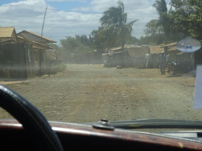 （車窓風景）途中の部落