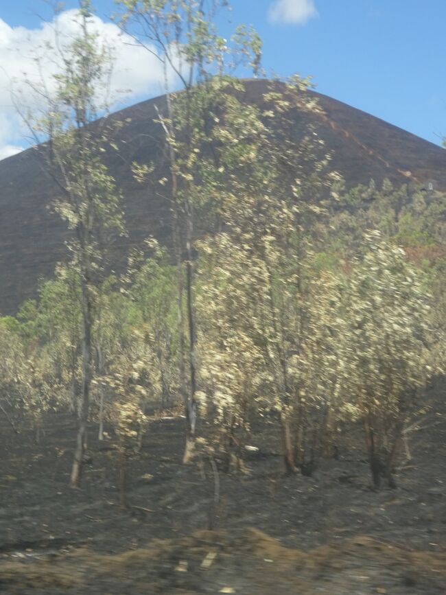 （車窓風景）昔の火山