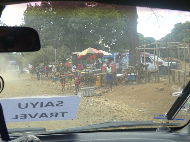 （車窓風景）途中の部落