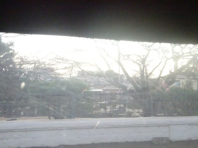 （車窓風景）墓地