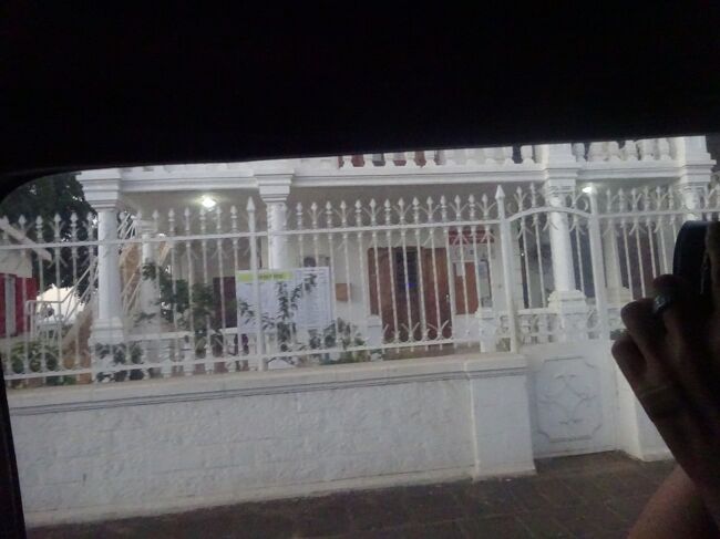 （車窓風景）裁判所