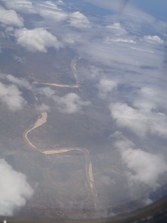 Fanambano川（ワニの儀式が行われる地方です。）