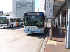 岡山駅東口前広場