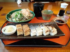 とりあえずお昼ご飯
おすすめされてた「まるさん屋」さんへ