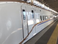 ☆東京発12:40－上野発12:46～朱鷺３２１号にて、無事上越新幹線に乗車！

☆初めての遠足気分でお弁当を買って、さっそく一時間の新幹線ランチタイム～