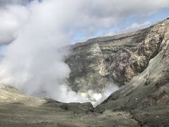 阿蘇中岳火口