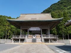 「鶴嶺神社」は、島津家の先祖を祀るために明治2（1869）年に創設された神社だそうです。