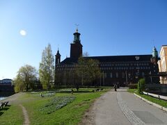 8:30丁度に市庁舎到着。