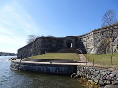 こちらはキングスゲートと呼ばれる島の南東にあるスウェーデン時代の王様の船着場。