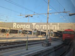 ローマ　テルミニ駅に到着。さすがにデカイ