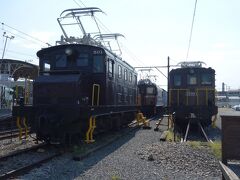 岳南鉄道の吉原駅から岳南富士岡駅へ。岳南富士岡駅には、岳南鉄道で活躍した機関車達が保存されています。見たかったのは、コレ。