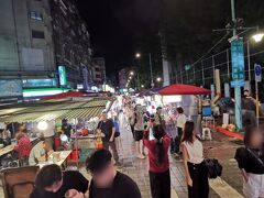 寧夏夜市へ♪

活気が戻ってきましたね(*'▽')